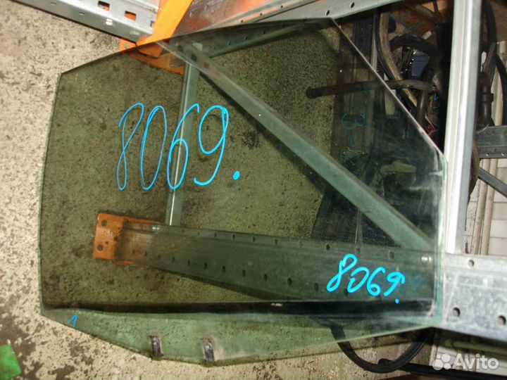 Стекло двери Audi A6 C5 1997-2004