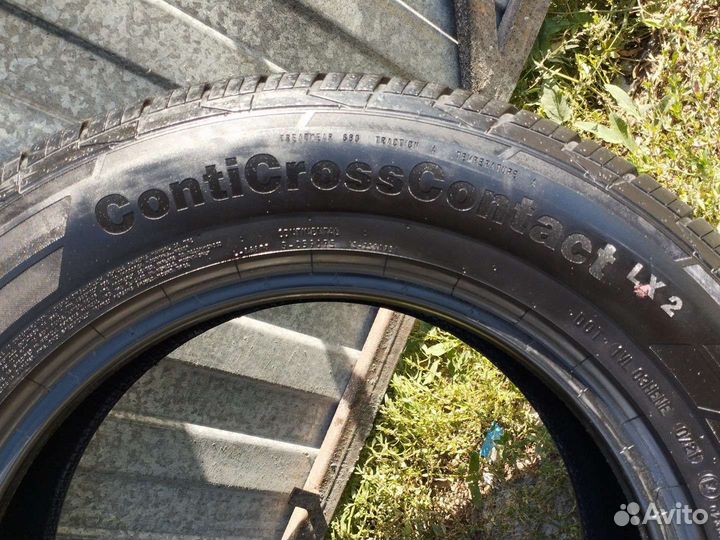 Continental ContiCrossContact LX2 215/65 R16 98H