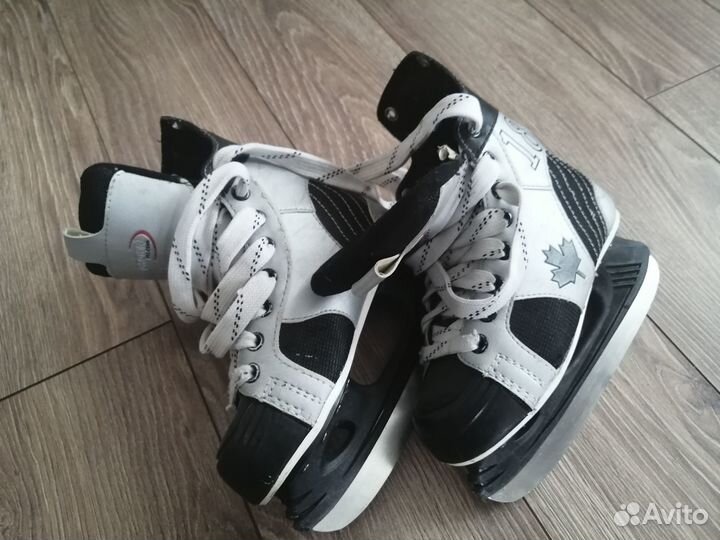 Коньки хоккейные детские 31-33 размер