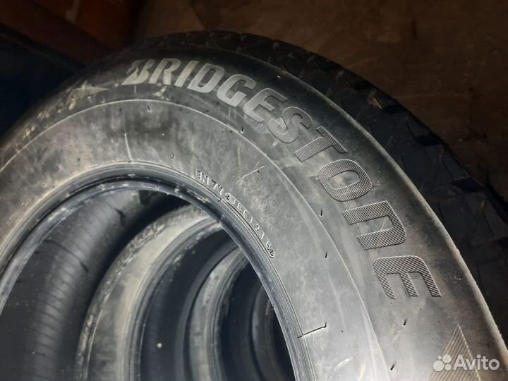 Bridgestone Blizzak Spike-02 265/65 R17