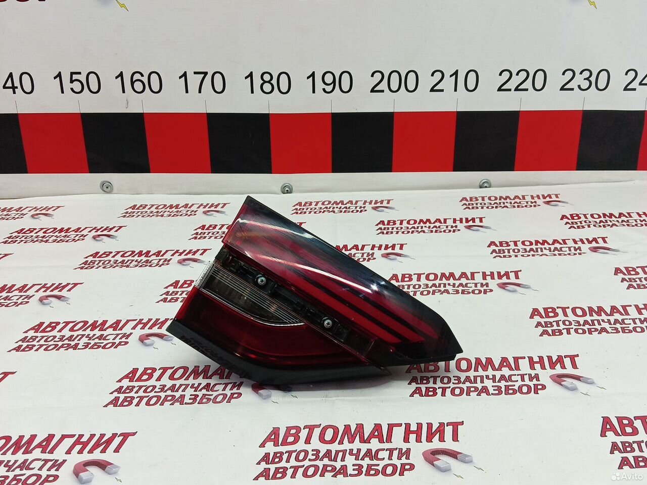 Фонарь задний левый Джили Кулрей SX11