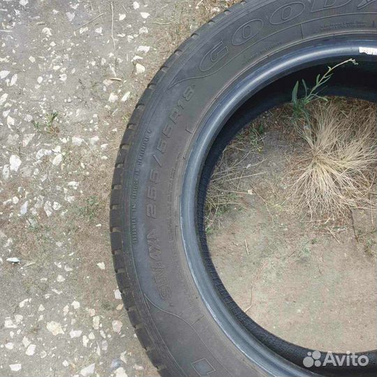 Goodyear EfficientGrip SUV 4x4 255/55 R18