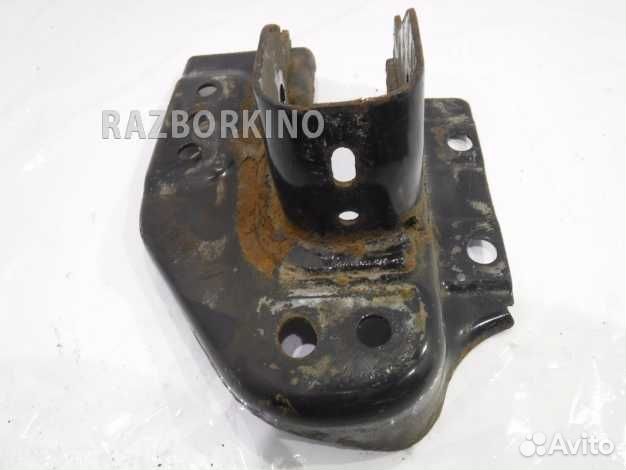 Кронштейн заднего рычага