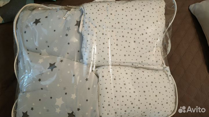 Бортики в детскую кроватку