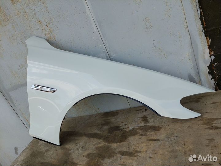 Переднее правое крыло BMW F10 F11