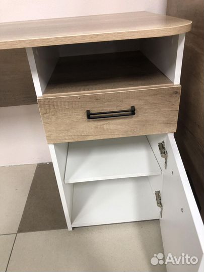 Стол коллекции 