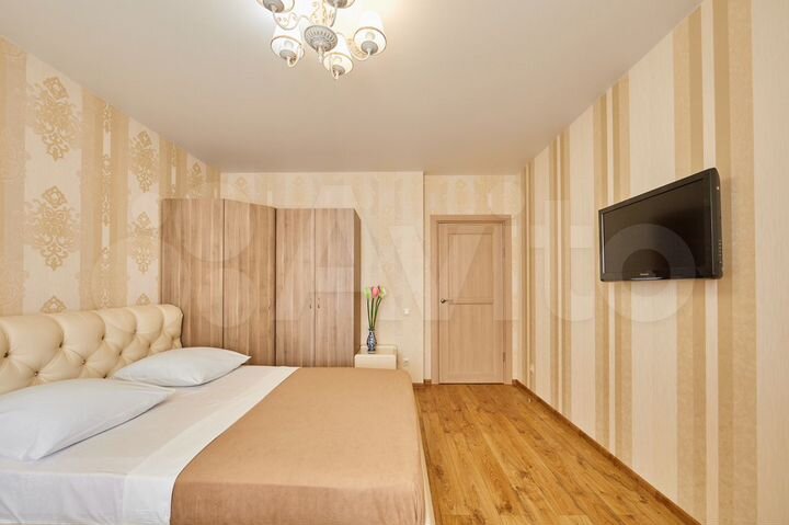 2-к. квартира, 70 м², 2/13 эт.