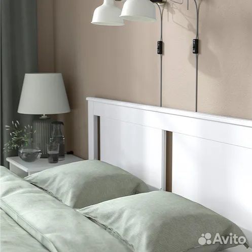 Кровать двуспальная IKEA 160х200