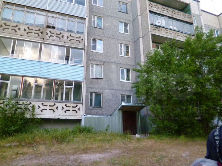 Комната 53 м² в 2-к., 1/5 эт.