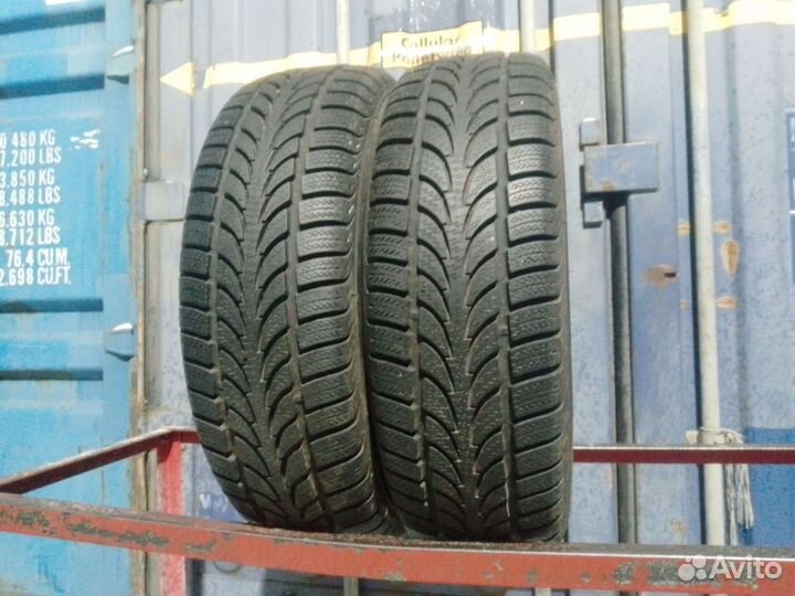 Nokian Tyres WR 205/70 R15 102P