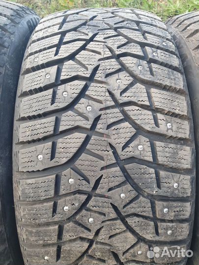 Bridgestone Blizzak Spike-02 SUV 275/40 R20