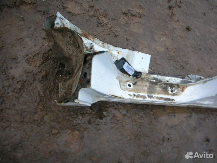 Порог со стойкой правый Geely emgrand 2008