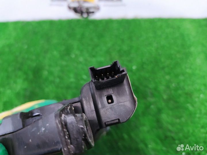 Замок крышки багажника