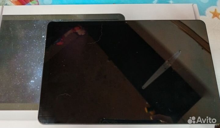 Планшет. dexp H21