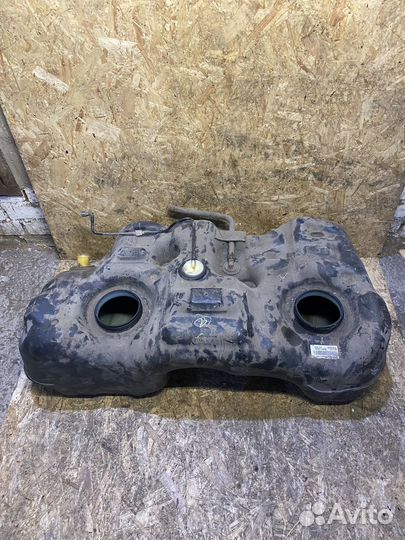 Топливный бак Renault Koleos 2012 2.5