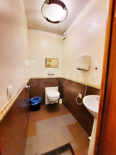 Продам помещение свободного назначения, 187.3 м²