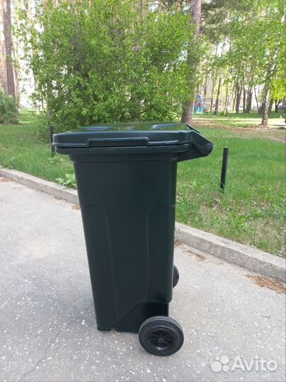 Мусорный контейнер 120л