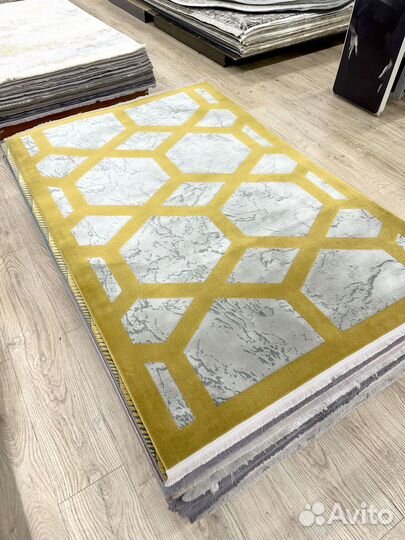 Ковер современный