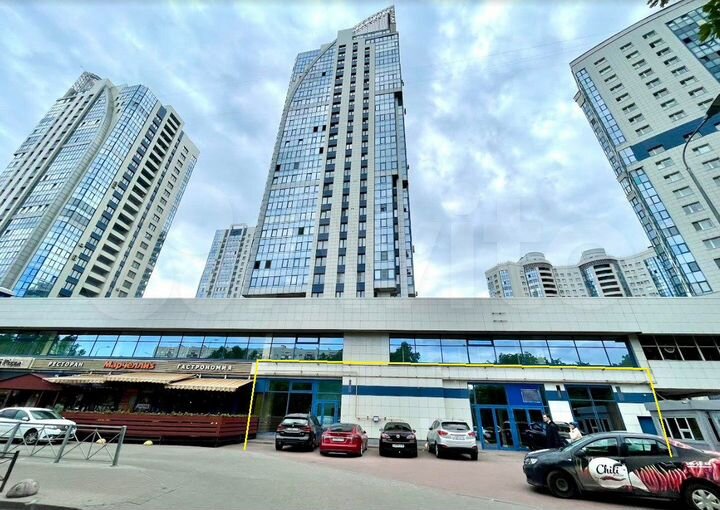 300м² проходное в ТК у м.Московская