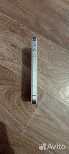 iPhone, 8 ГБ