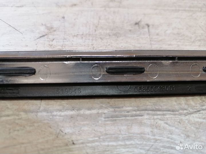 Молдинг торпедо левый правый Geely Emgrand EC7