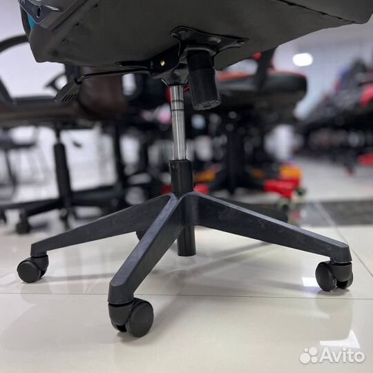 Игровое кресло Zombie Driver (цвета)