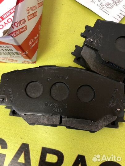Колодки тормозные передние Toyota Harrier ZSU60