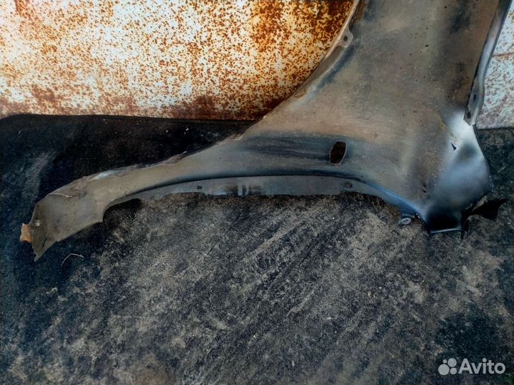 Крыло переднее правое mazda 6 gg