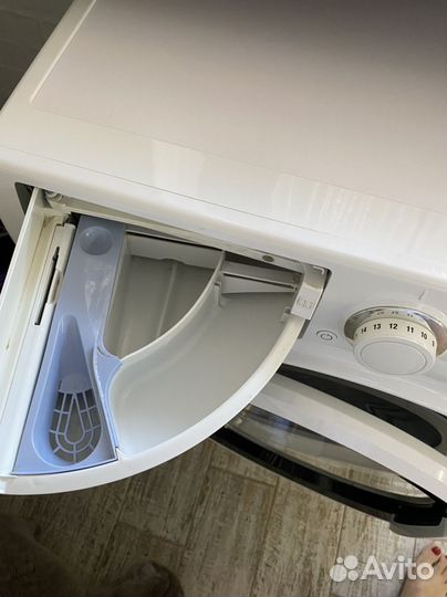 Стиральная машина бу Hotpoint ariston