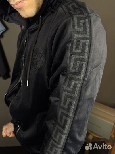 Мужской костюм versace