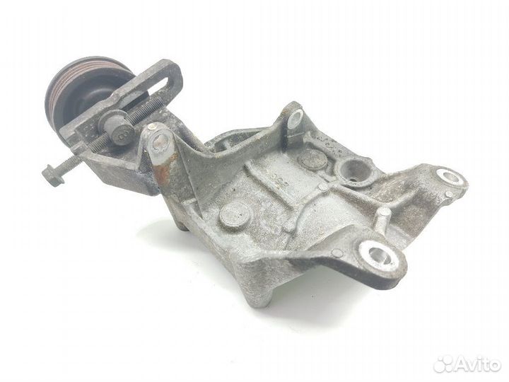 Натяжитель ремня генератора Lexus Is 2.0 I 2002