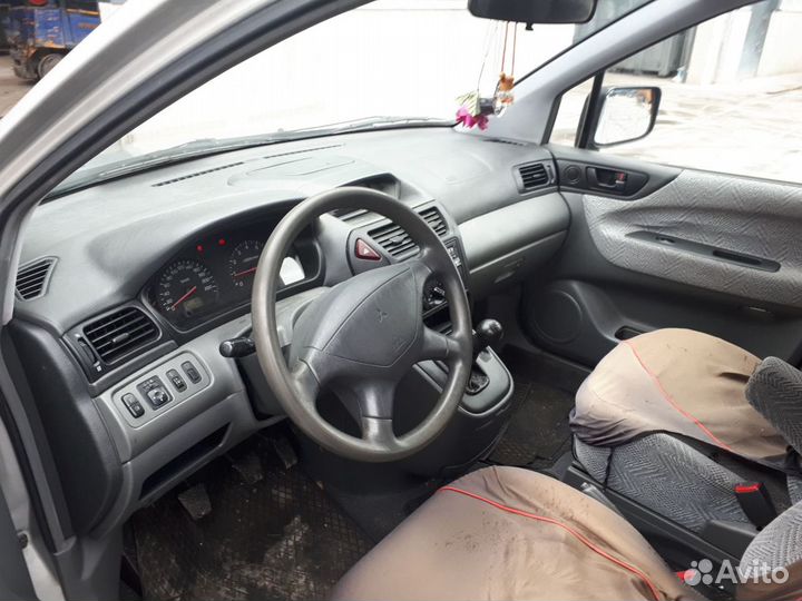 Запчасти Mitsubishi Space Wagon 3 Капот бампер