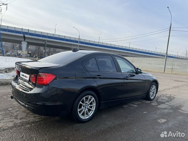 BMW 3 серия 1.6 AT, 2013, битый, 137 000 км