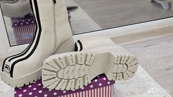 Ботинки женские зимние 39 размера