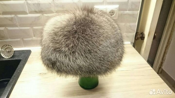 Шапка женская из чернобурой лисицы