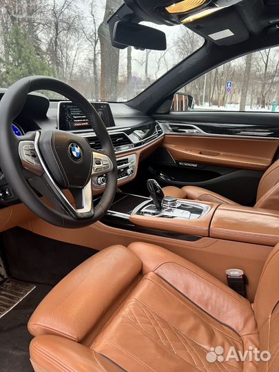 Аренда BMW 740D XDrive +