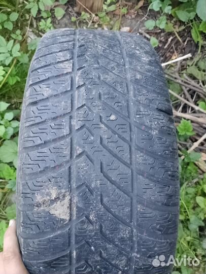 Литой диск с резиной