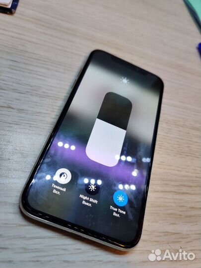 iPhone X, 64 ГБ