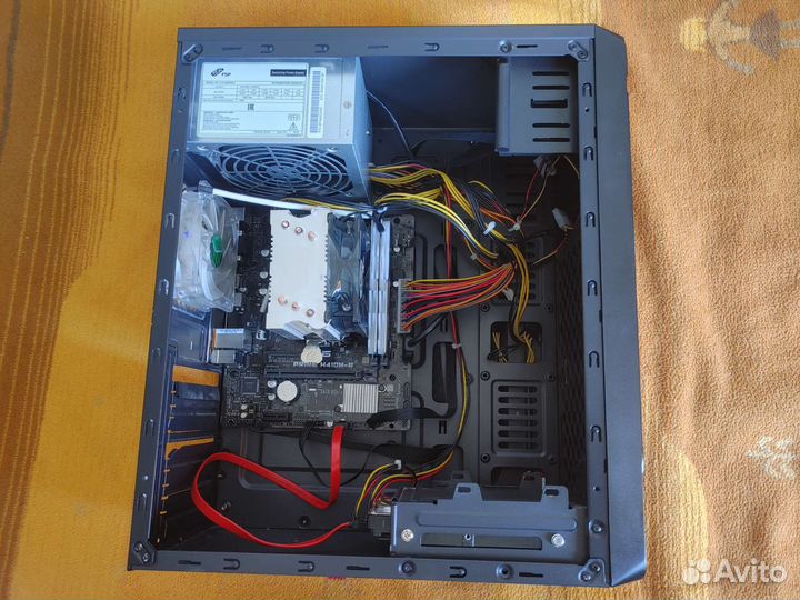 Компьютер i3 10100 современный