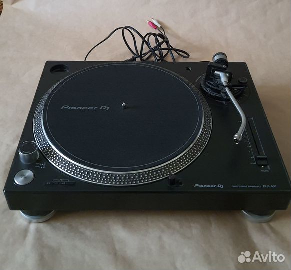 Диджейский пульт винил