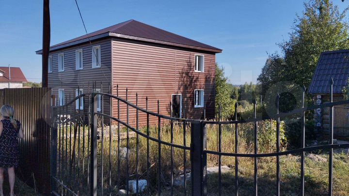 Коттедж 143 м² на участке 5 сот.