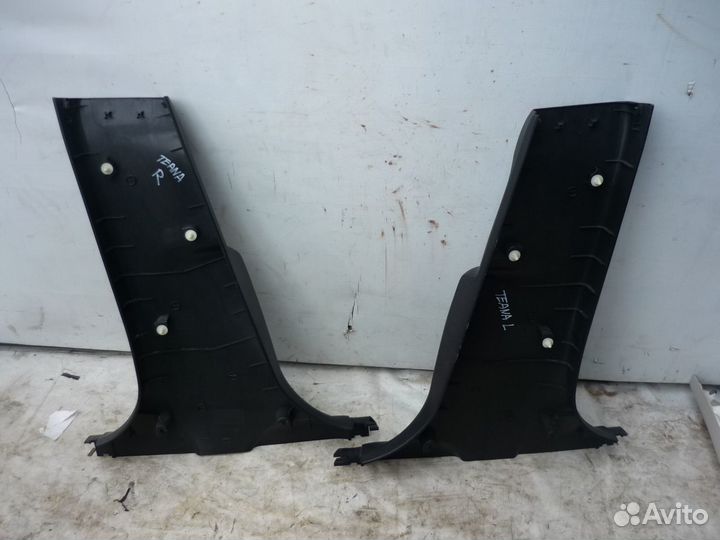 Накладка на стойку кузова LH/RH Nissan Teana J32