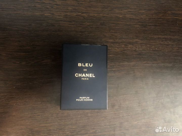 Флакон Blue de Chanel