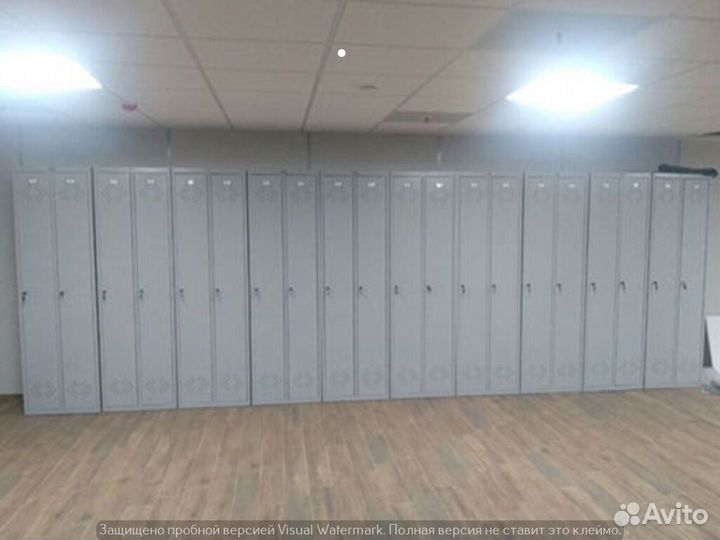 Шкаф металлический для одежды