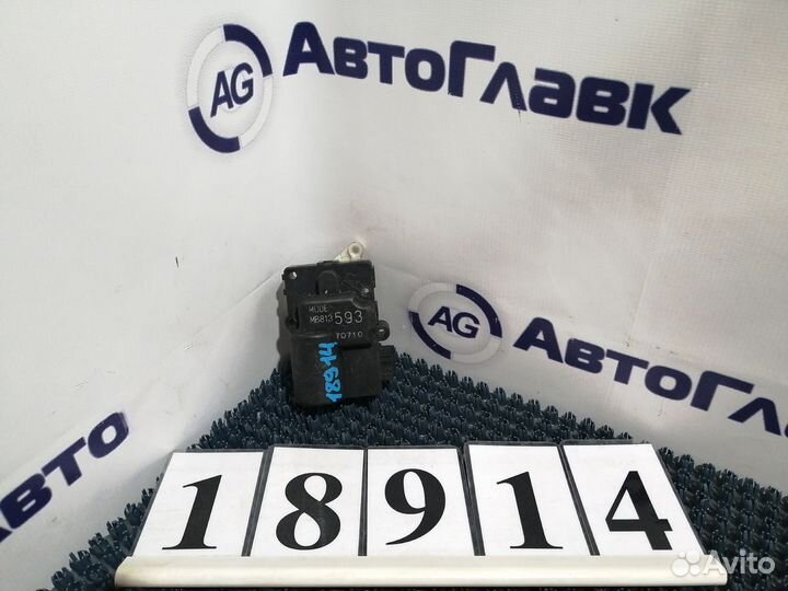 Сервопривод заслонок печки Mitsubishi Challenger