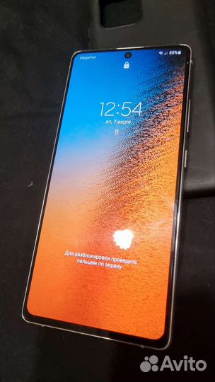 Телефон Galaxy s10 lite