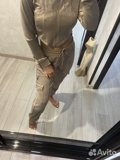 Спортивный костюм