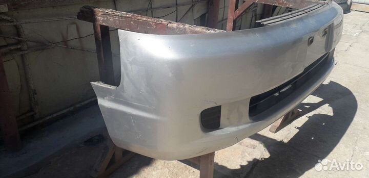 Бампер передний Honda Stepwgn RF3