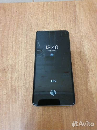 Samsung Galaxy S10, 8/128 ГБ