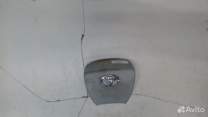 Подушка безопасности водителя Toyota Sienna 3, 201